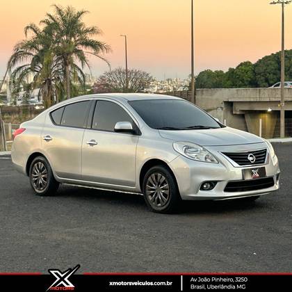 NISSAN VERSA 1.6 16V FLEX SV 4P MANUAL NISSAN VERSA 1.6 16V FLEX SV 4P MANUAL
